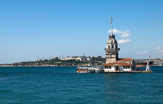 ボスポラス海峡クルーズ　乙女の塔　イスタンブール