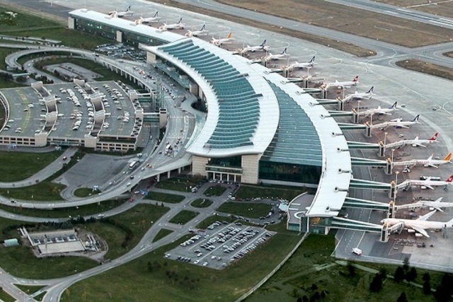 アンカラ　エセンボーア国際空港　トルコ