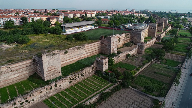 コンスタンティノープルの城壁